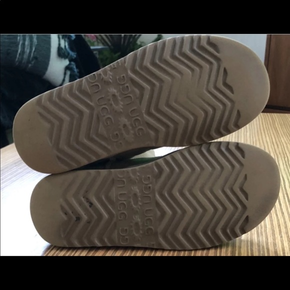 UGG Classic Tall Boots - Picture 7 of 8